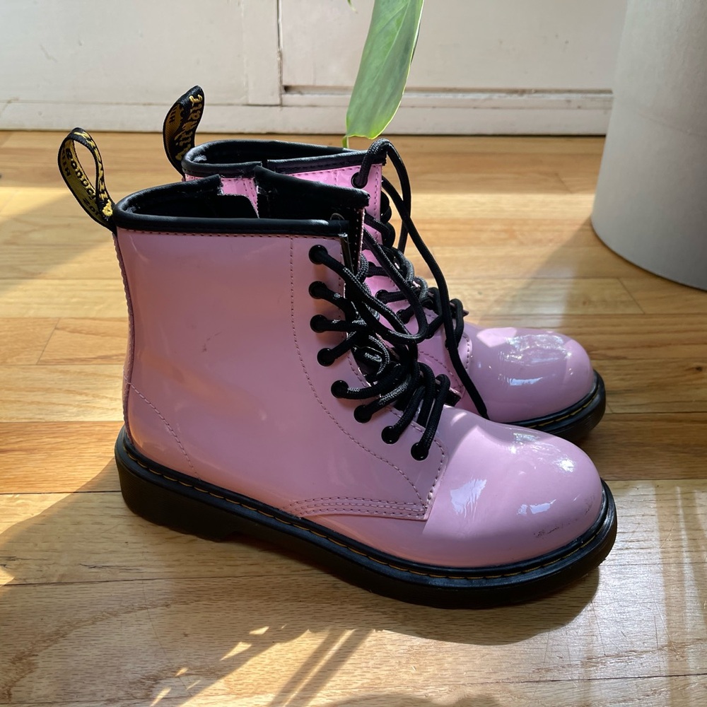 Doc Martens Air Wait Boots